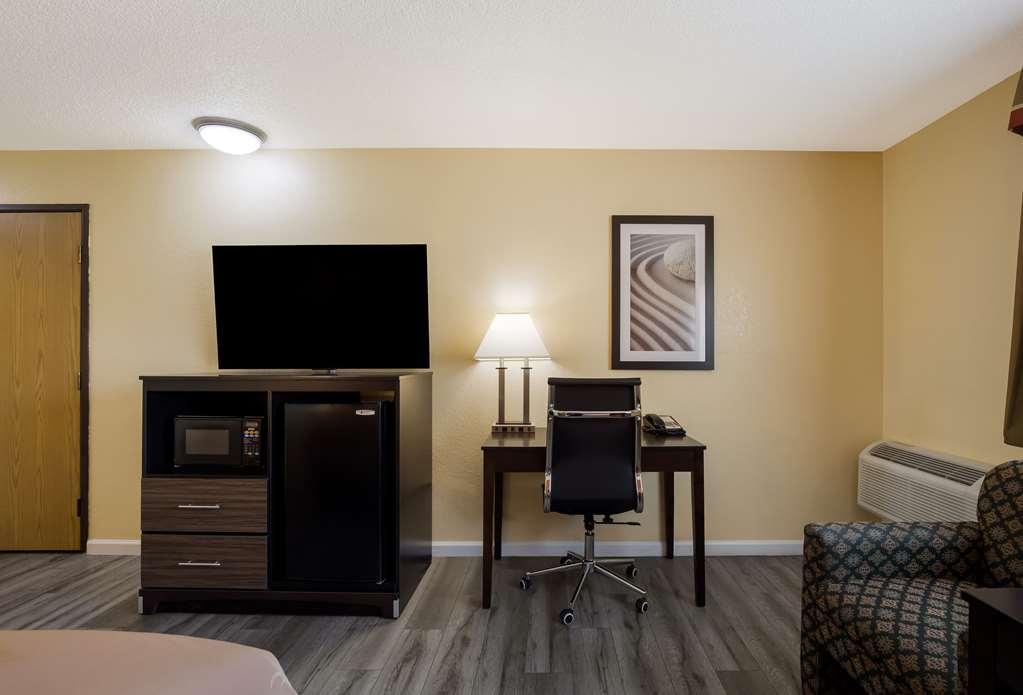 Quality Inn & Suites Medford Airport Habitación foto